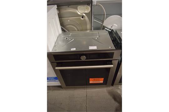 HOTPOINT BUILT IN ELECTRIC OVEN FXTM6