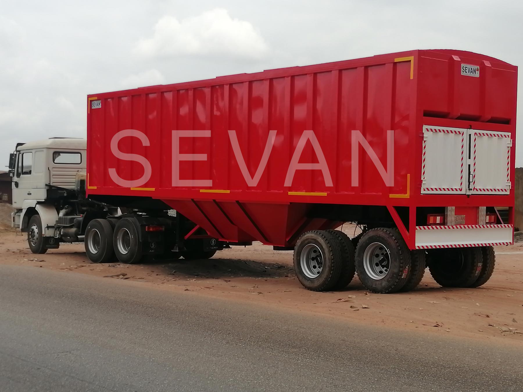 Wheat Carrier Trucks