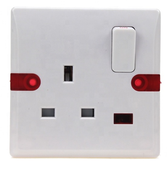 B&T Royal 1 gang Socket- 13 amps