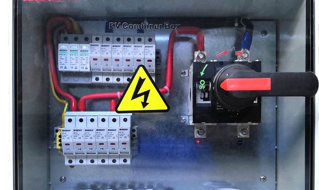 String Solar Combiner Box -Bhs-6/1 6 