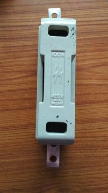 Kit kat fuse (100A) indoasian